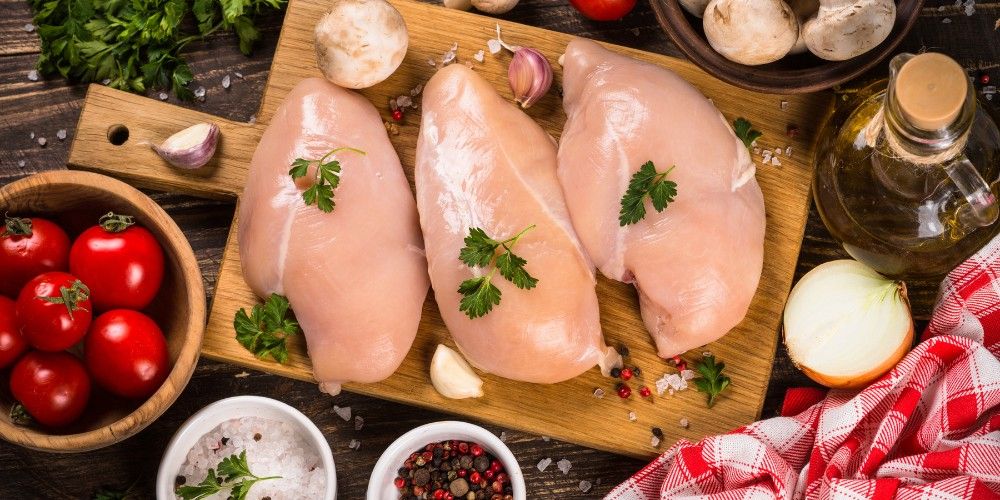 Top Places to Buy Halal Chicken in Noida: Fresh, Clean, and Affordable