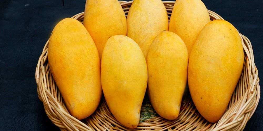 Is Debon Store Selling Noida’s Juiciest Mango Fruits? Locals Say Yes!