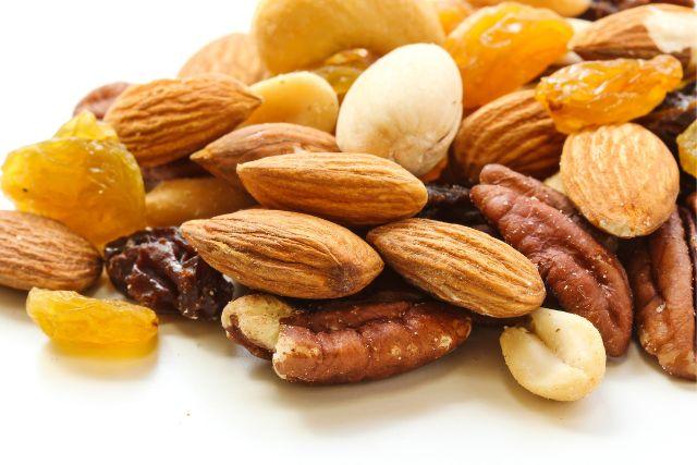 10 Dry fruits that can help you to Reduce Weight Loss.
